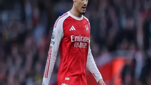 法国队首发预测：姆巴佩、登贝莱、穆阿尼三剑合璧亮相